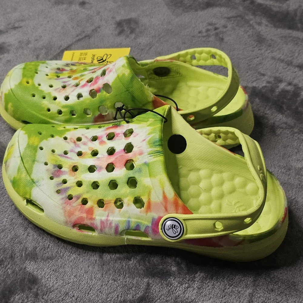 Joybees Tie-Dye Clogs Kids Size 1-2‎